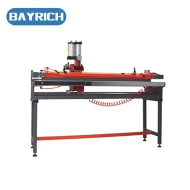 Пневматична машина за щанцоване с пръсти